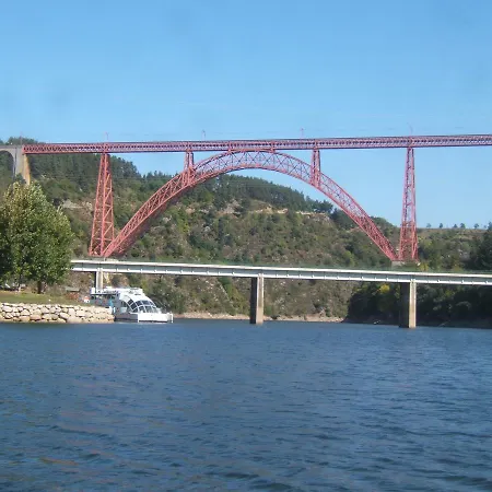 Bed and Breakfast Le Grand Val Lavastrie