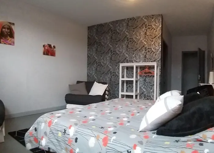 Le Grand Val Bed & Breakfast 3*