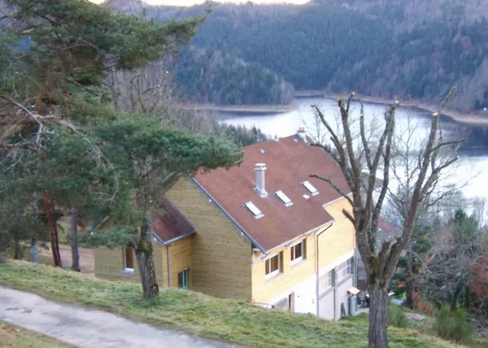 Le Grand Val Bed & Breakfast Lavastrie